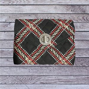 ‼️SOLD‼️NWOT Vera Bradley Minsk Black/Red Plaid Wristlet Turnlock Wallet